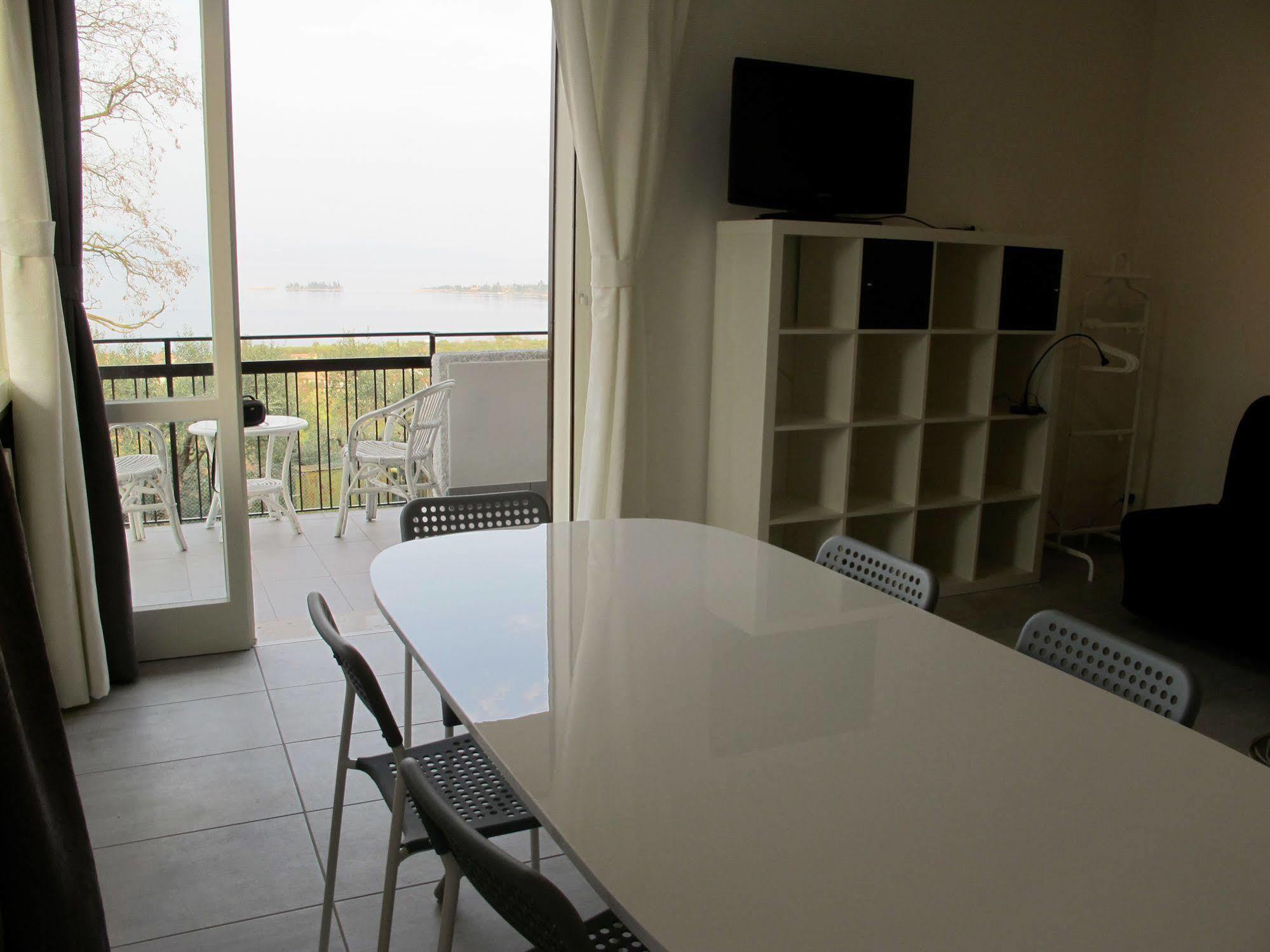Il Melograno Apartahotel Manerba del Garda